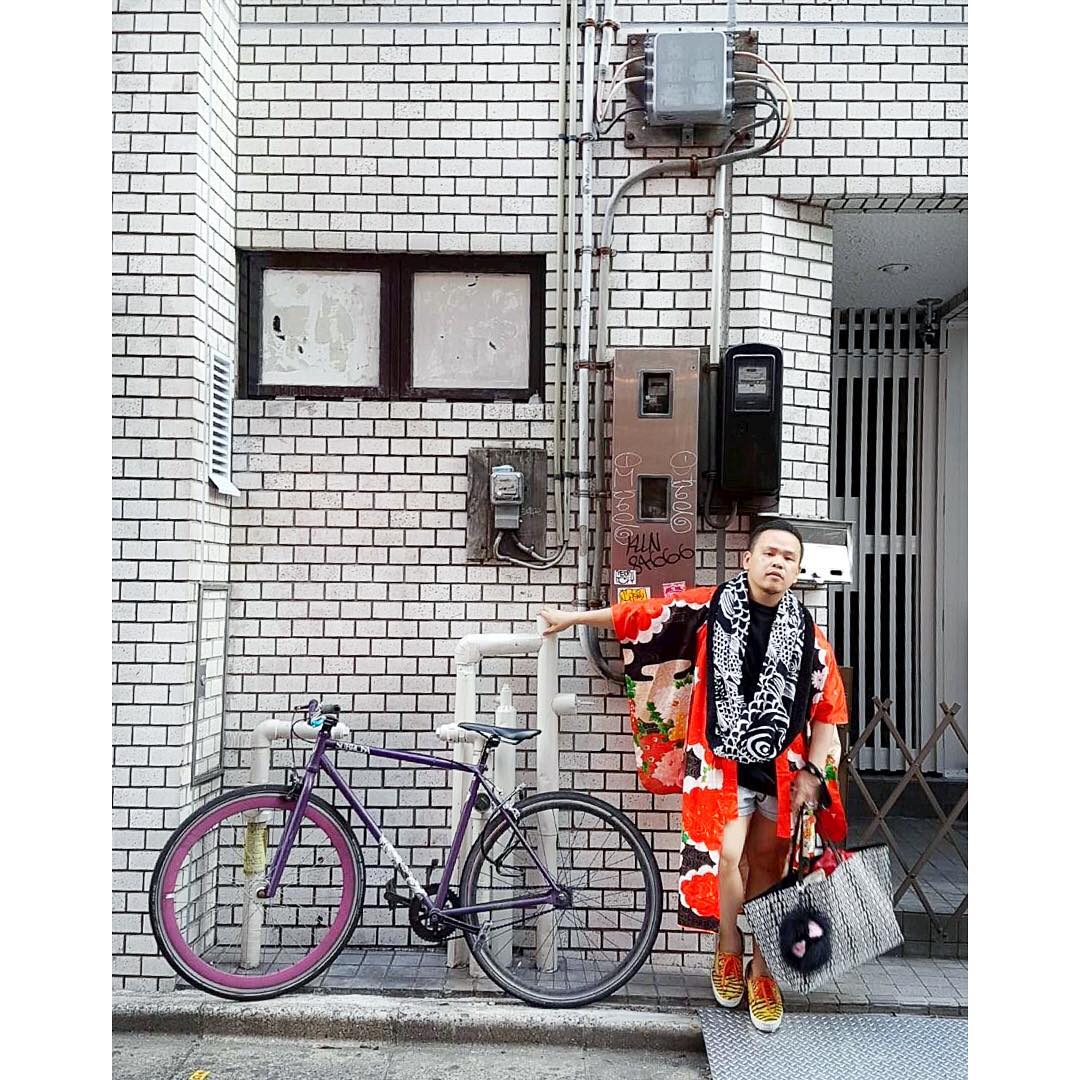 Customer wearing Sumo Vintage